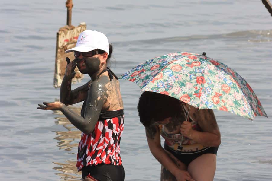 Dead Sea Full-Day Trip from Tel Aviv - What the Dead Sea resort day is like
