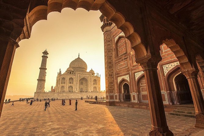 Delhi to Agra Taj Mahal Private Day Trip by Superfast Train - The Taj Mahal at 10:15 a.m.