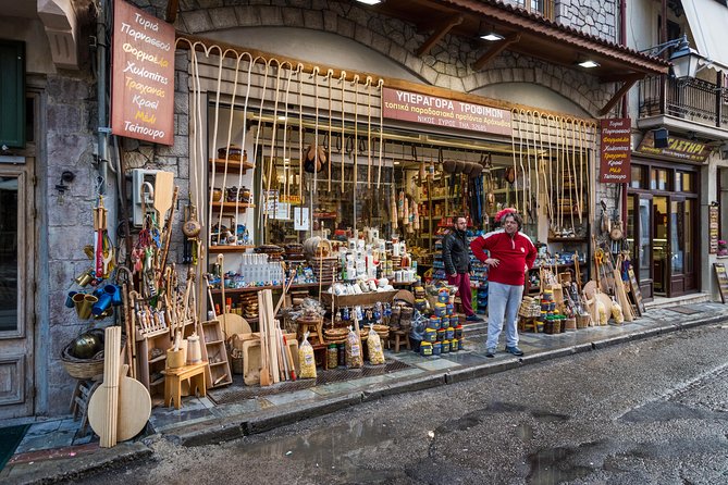 Delphi English Day Trip from Athens with Official Guide - Arachova and the return journey