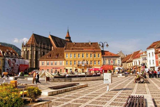 Dracula's Castle, Peles Castle and Brasov Day Trip from Bucharest - The early start at University Square