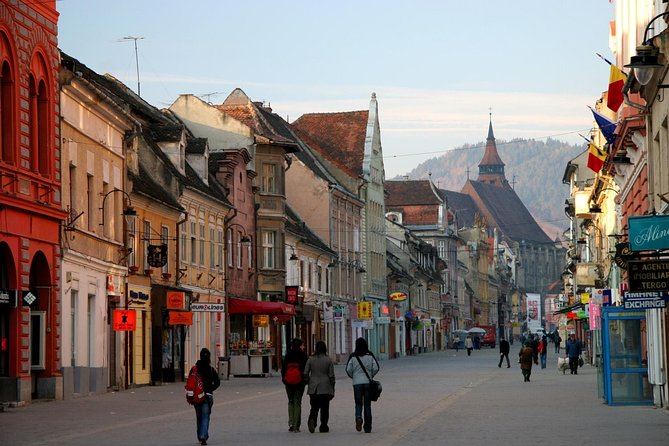 Dracula's Castle, Peles Castle and Brasov Day Trip from Bucharest - The guide makes a real difference