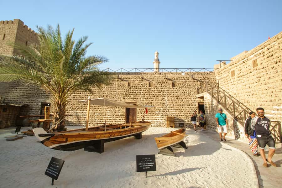 Dubai: Historic City Highlights Day Trip - The abra crossing over Dubai Creek