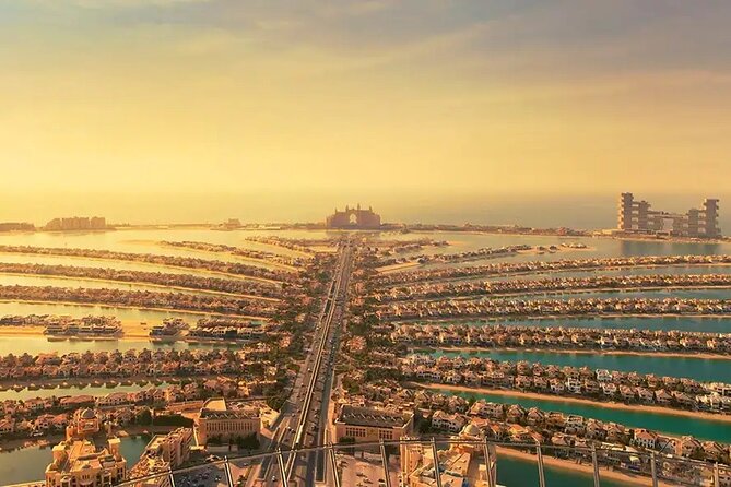 Dubai Sightseeing Day Trip from Abu Dhabi - Burj Khalifa is for photos, not the observation deck