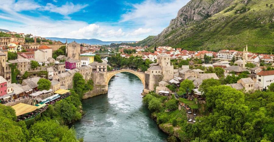 Dubrovnik: Kravica Waterfalls, Mostar and Pocitelj Day Trip - Kravica Waterfalls: beautiful, but one hour goes fast