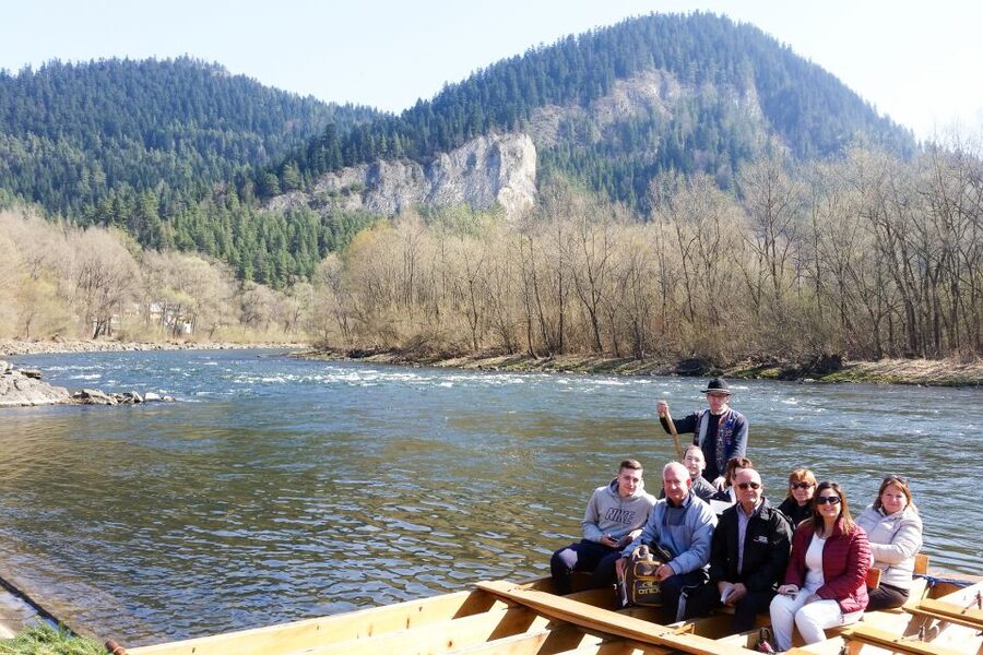 Dunajec River Gorge and Zakopane: Full-Day Trip from Krakow - Lunch and the taste of the region