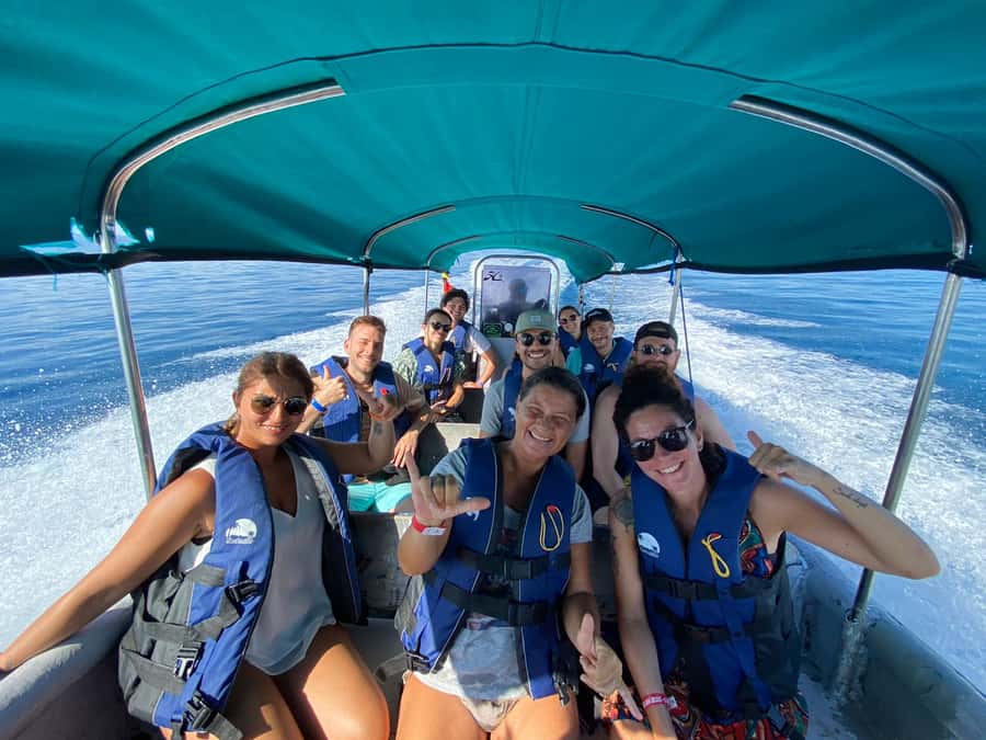 Explore The San Blas Islands In Panama - Day Trip w/ Lunch - Perro Island, the main three-hour stop