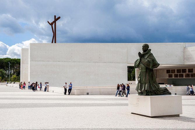 Fátima, Nazaré and Óbidos Small-Group Day Trip from Lisbon - Fátima: a powerful place, even if you are not religious
