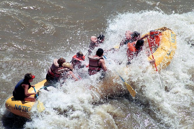 Fisher Towers Half-Day Rafting Day Trip from Moab - From downtown Moab to the river put-in