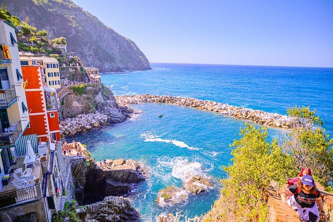 Florence: Cinque Terre Park Day Trip with Optional Street Food - Meeting the coach in Florence at 7:00 a.m.