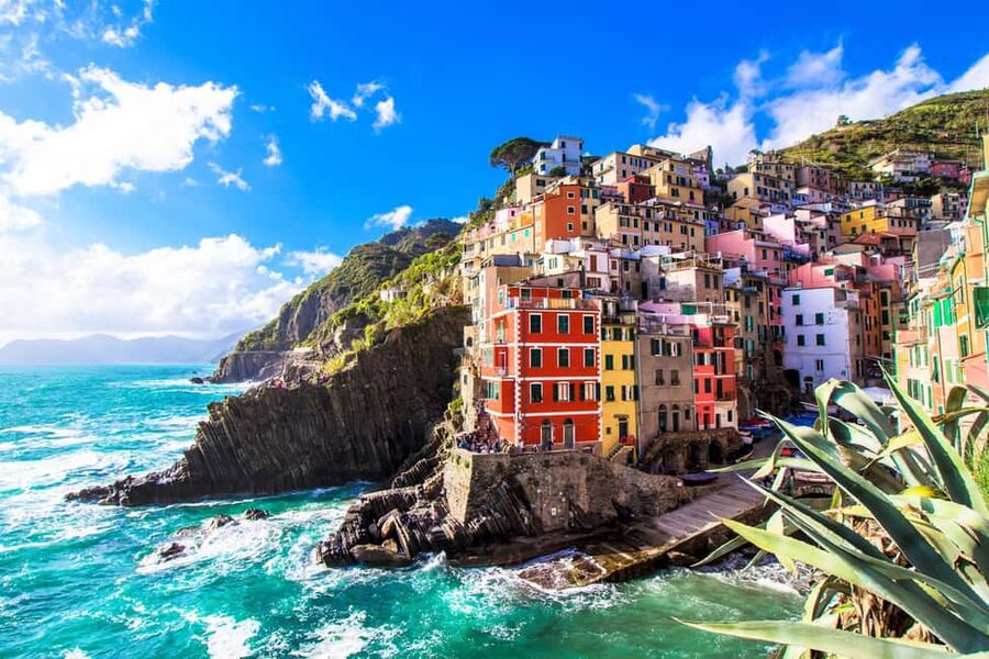 Florence: Cinque Terre Small-Group Day Trip - The short coastal train to Vernazza