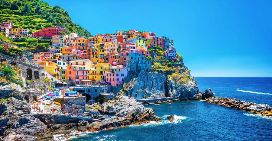 Florence: Cinque Terre Small-Group Day Trip - Meeting in Piazza della Repubblica