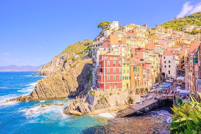 Florence Day Trip: Pisa, San Gimignano and Siena with Lunch - Who should book this Tuscany day trip?