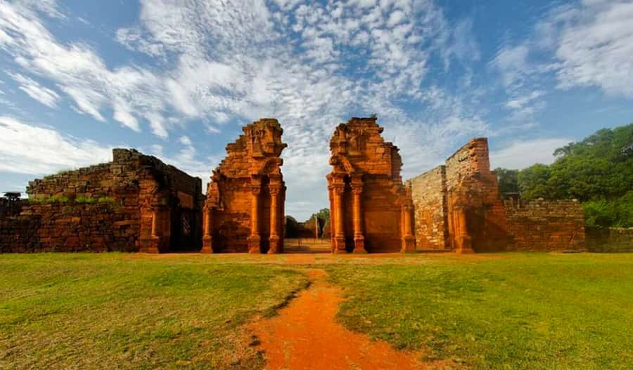 Foz do Iguaçu: Wanda Mines and San Ignacio Ruins Day Trip - What the $76 price really covers