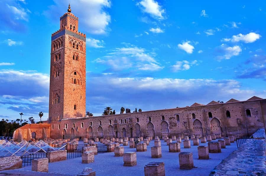 From Agadir: Guided Day Trip to Marrakech - Arriving in the Medina with a local guide