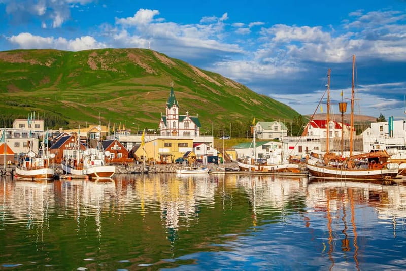 From Akureyri Port: Diamond Circle Guided Day Trip w/ Lunch - The bus ride is part of the experience