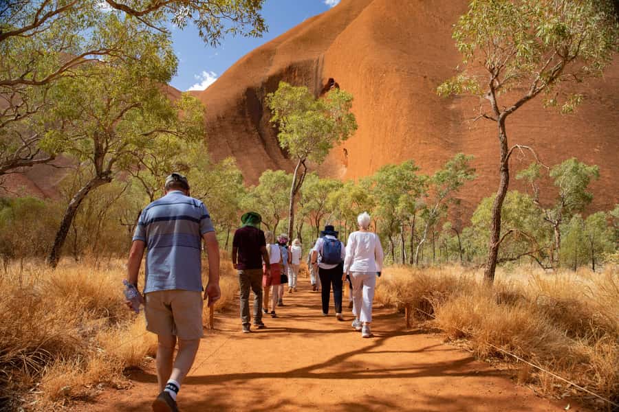 From Alice Springs: Day Trip to Uluru with BBQ Dinner - Comfort, timing, and the late return