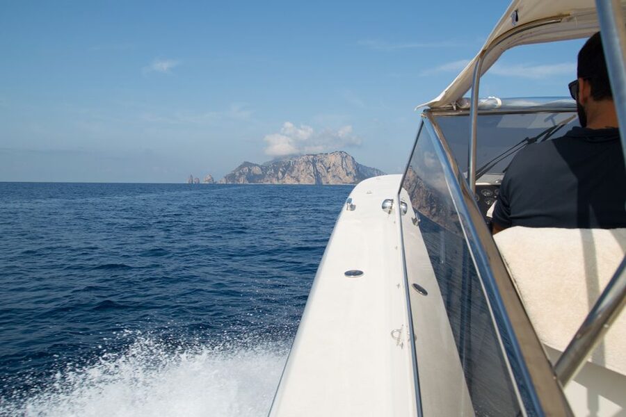 From Amalfi: Day Trip to Capri Private Boat Tour with Drinks - Key points at a glance