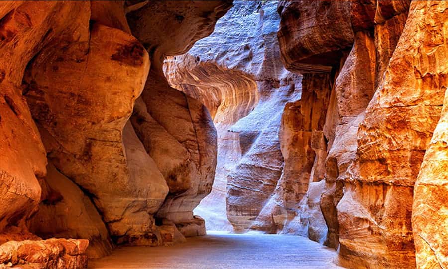 From Amman: Private Petra Day Trip with Guide - Little Petra if the schedule allows