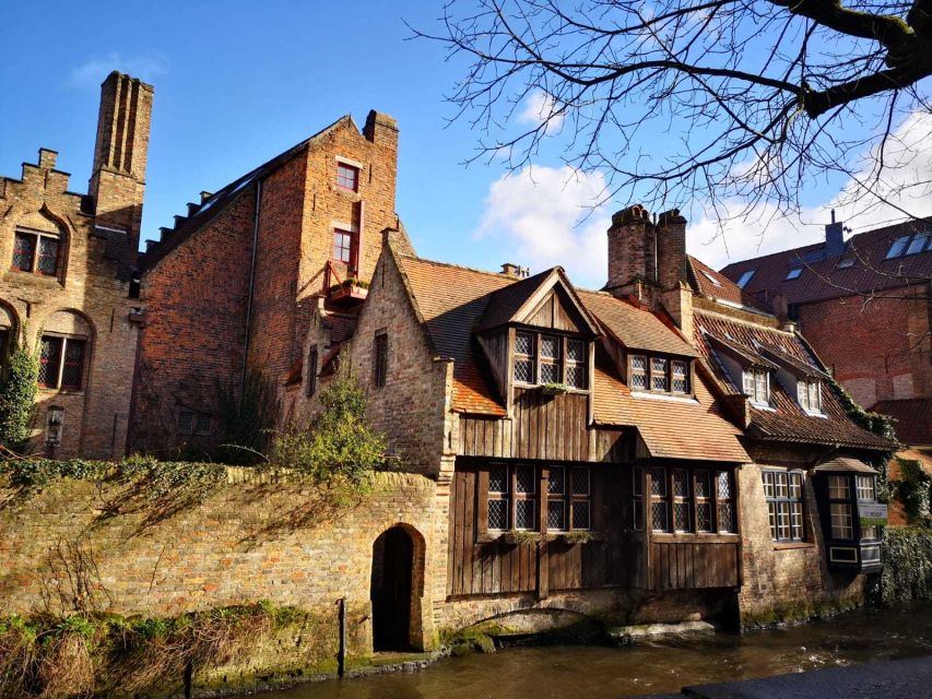 From Amsterdam: Bruges Day Trip in English with Boat Option - The long ride from Amsterdam to Bruges