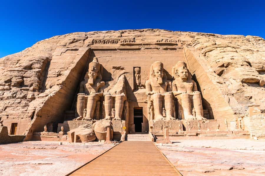 From Aswan: Abu Simbel Ramses and Nefertari Temples Day Trip - Why Abu Simbel is worth the long road from Aswan