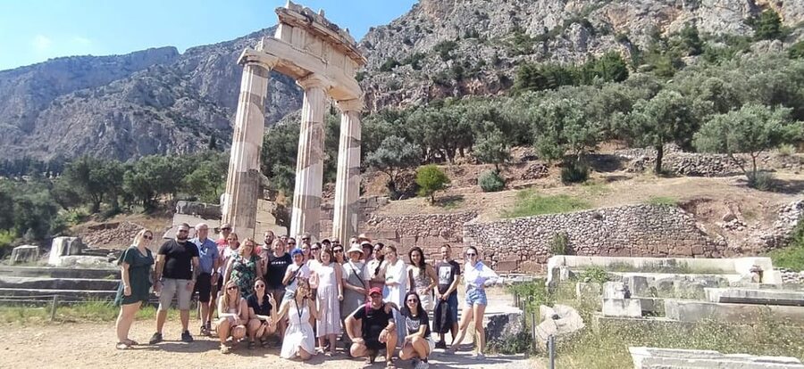 From Athens: Delphi Day Trip & Arachova Village Stop - The bus ride through mainland Greece