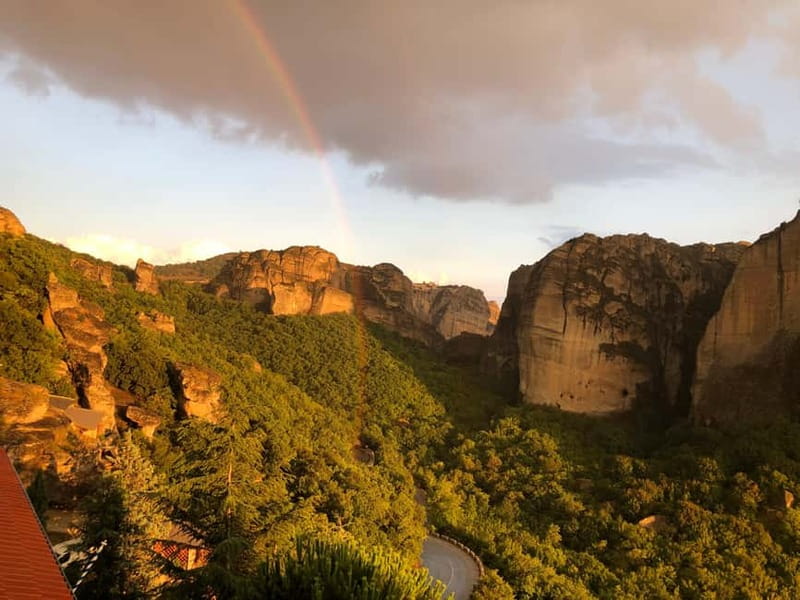 From Athens: Meteora Caves & Monasteries Day Trip by Train - The three monasteries you see from outside