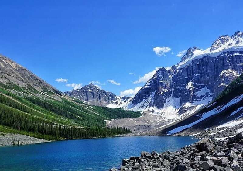 From Banff: Louise & Moraine Lake Guided Hiking Day Trip - What the guides add to the experience
