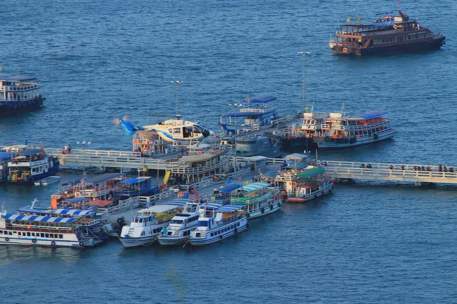 From Bangkok: Pattaya City Day Trip with Private Driver - Free time along four kilometers of Pattaya Beach