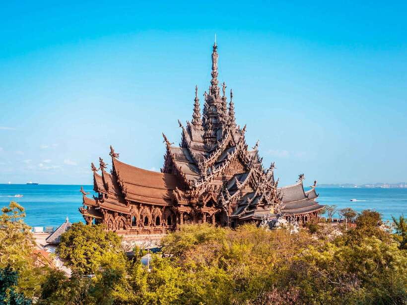 From Bangkok: Pattaya Koh Larn & Sanctuary of Truth Day Trip - The road to Bali Hai Pier and the speedboat to Koh Larn