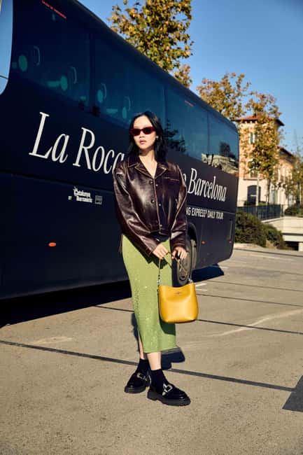 From Barcelona: La Roca Village Shopping Express® Day Trip - What the Shopping Express actually gives you