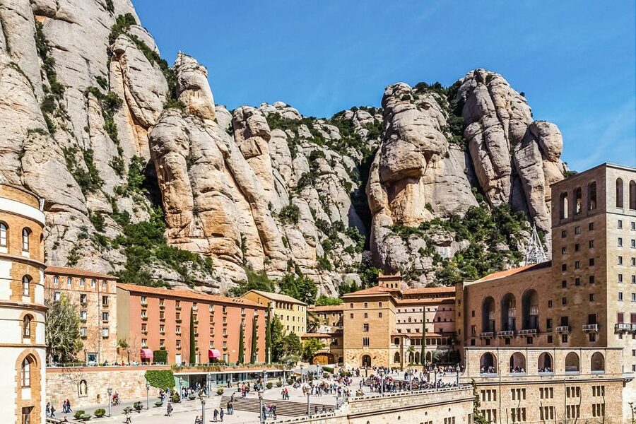 From Barcelona: Montserrat Day Trip with Optional Tickets - Key points to know before you book