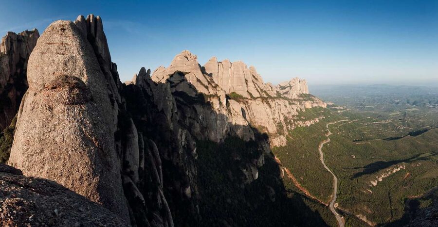 From Barcelona: Montserrat Full-Day Trip with Guided Hike - Key points to know before booking