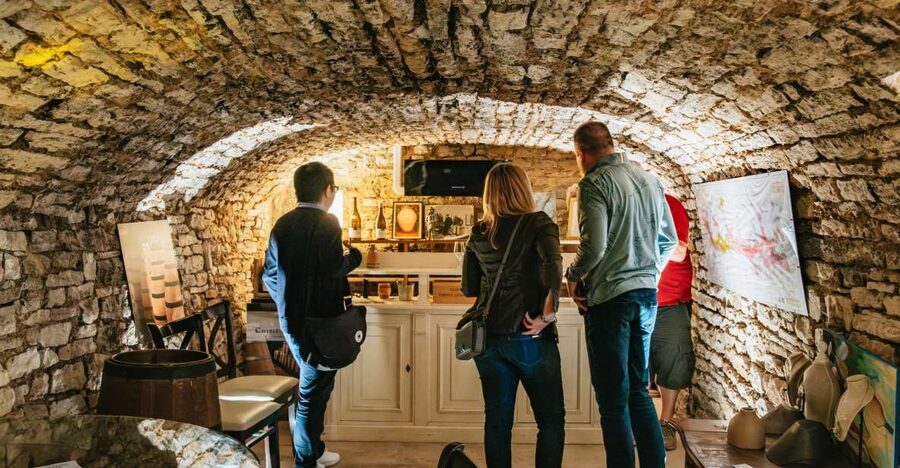 From Beaune: Burgundy Day Trip with 14 Wine Tastings - Lunch with Burgundian food