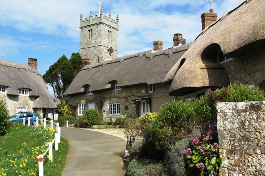 From Brighton: Isle of Wight Full-Day Trip via Portsmouth - Who will enjoy this Isle of Wight day trip?