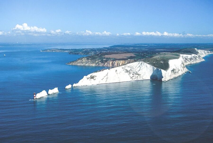 From Brighton: Isle of Wight Full-Day Trip via Portsmouth - Fishbourne and the short drive to Godshill