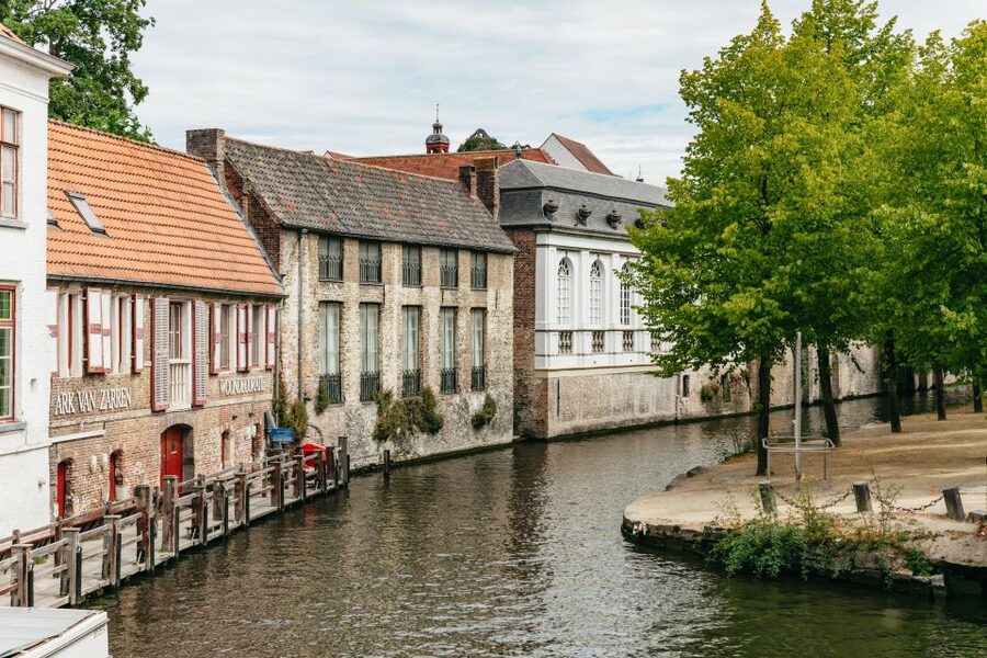 From Brussels: Guided Day Trip to Bruges and Ghent - Guides, radios, and group size