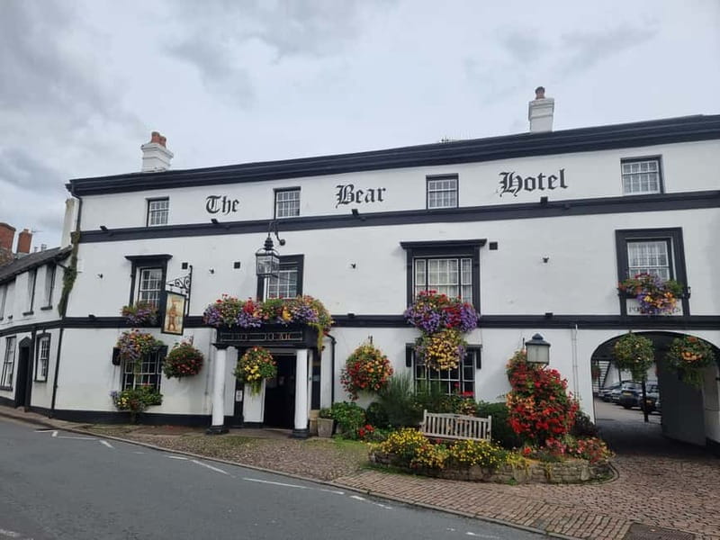 From Cardiff: Wye Valley and Brecon Beacons Full-Day Trip - The high roads of Bannau Brycheiniog