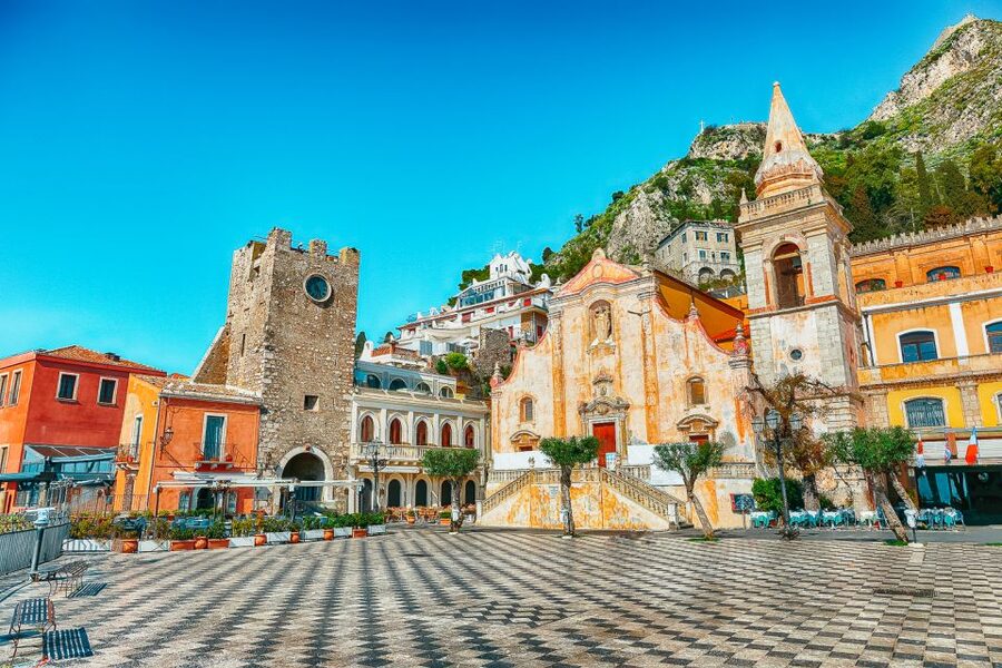 From Catania: Day Trip to Mount Etna and Taormina - The lava cave: a memorable Etna stop