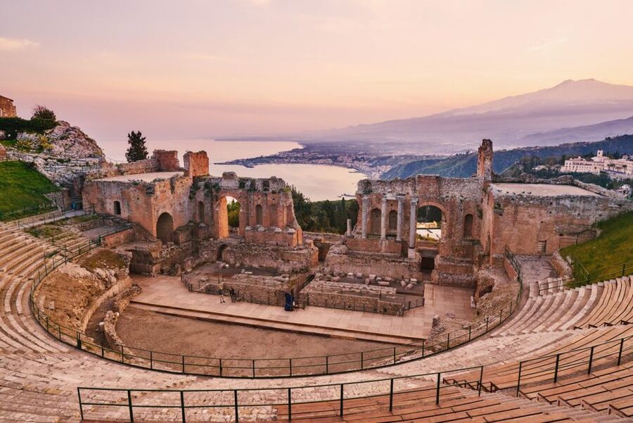 From Catania: Taormina, Isola Bella, and Castelmola Day Trip - Practical packing and timing advice
