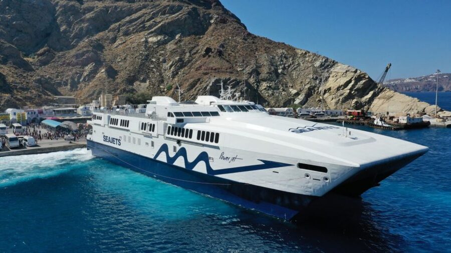 From Chania: Full-Day Trip to Santorini - Who will enjoy this day trip