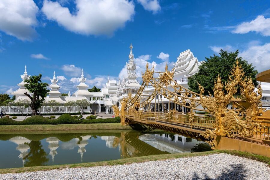 From Chiang Mai: Chiang Rai's Temples Exploration Day Trip - What the guides add