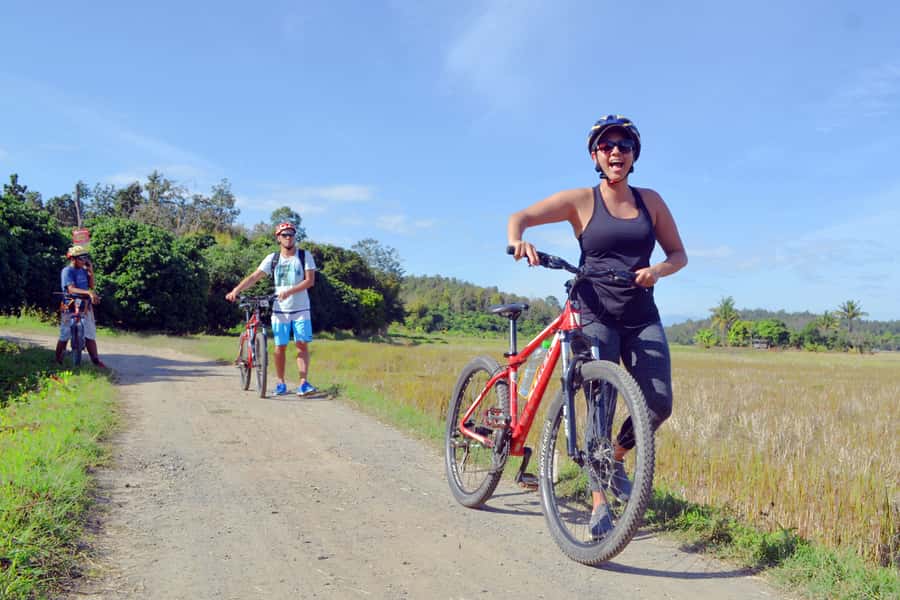 From Chiang Mai: Mae Taeng Valley Hike & Bike Day Trip - Should you book the Mae Taeng Valley hike and bike trip?