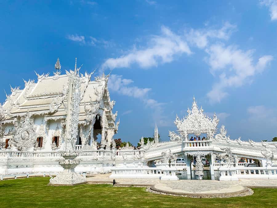 From Chiang Mai: White Temple & Golden Triangle Day Trip - Mae Kachan Hot Springs: a brief first pause