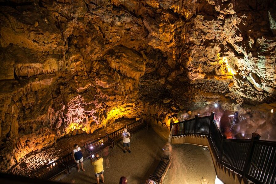 From city of Side: Guided Day Trip to Alanya City - Free time near the Red Tower and bazaar