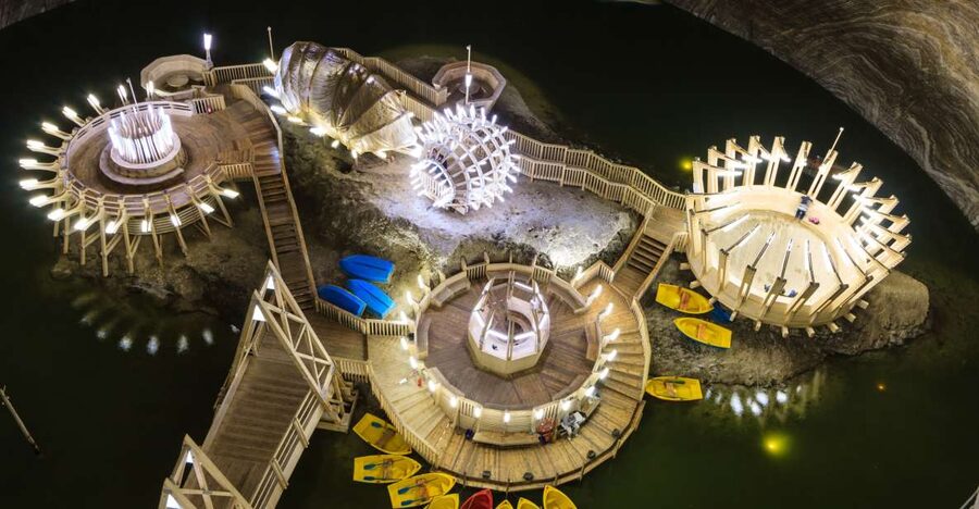 From Cluj: Turda Salt Mine, Gorge, and Remetea Full-Day Trip - The rocky trails of Turda Gorge