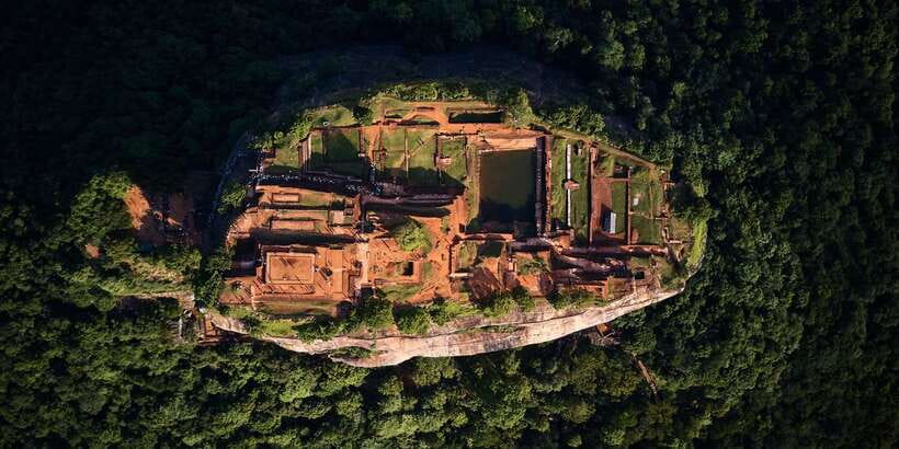 From Colombo: Sigiriya and Dambulla Day Trip with Safari - Who should book this experience?
