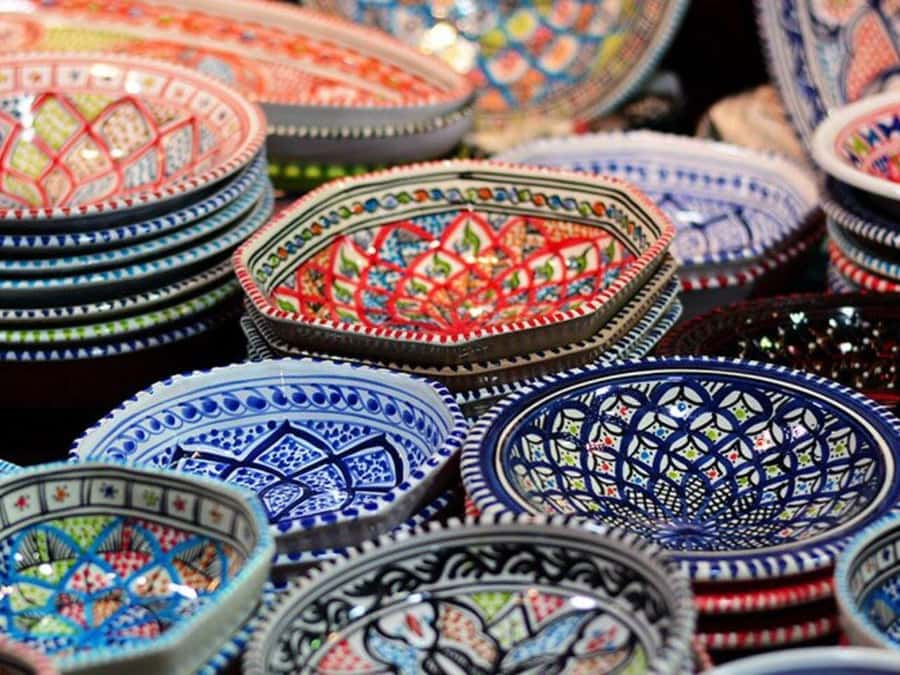 From Costa del Sol: Discover Tangier on a Guided Day Trip - The afternoon bazaar and Berber pharmacy
