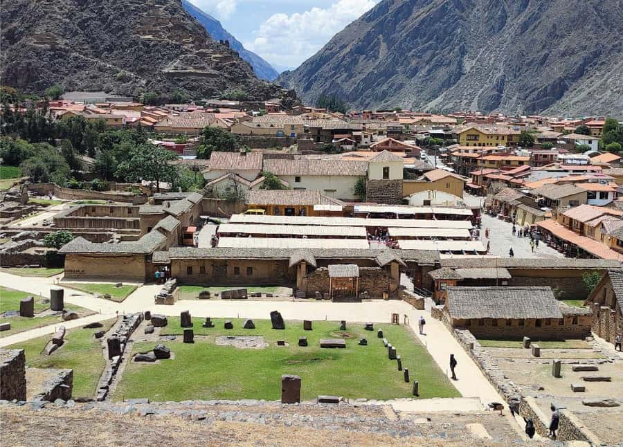 From Cusco: 2-Day Trip to the Sacred Valley and Machu Picchu - Why this two-day route works