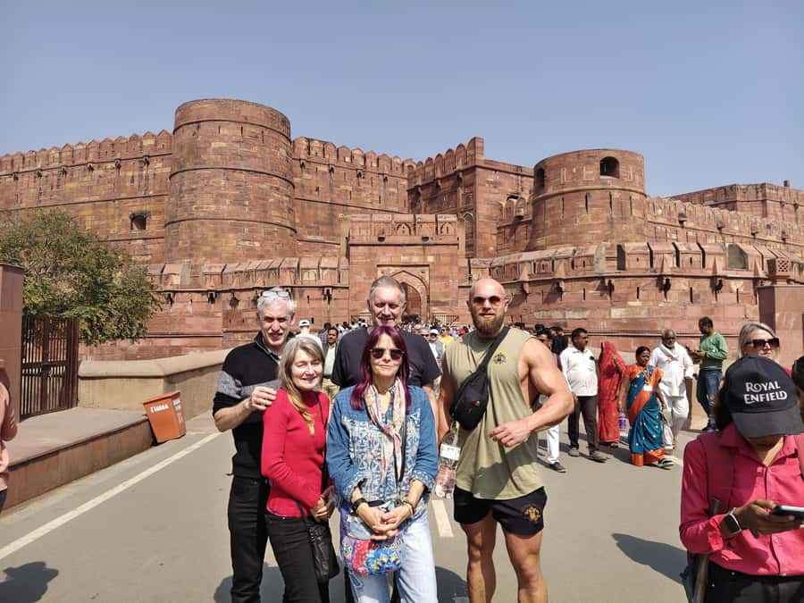 From Delhi: Private Taj Mahal, Baby Taj & Agra Fort Day Trip - A guide can change the whole day