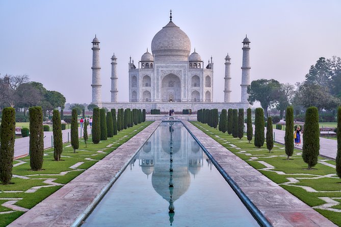 From Delhi: Taj Mahal & Agra Private Day Trip with Transfers - The long morning from Delhi to Agra